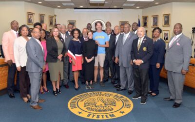 73327023_25636198304_Wq6ne 73327023_25636198304_Wq6ne